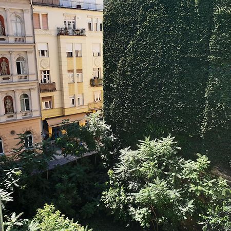 Amber Terrace Studios Downtown Budapest Bagian luar foto