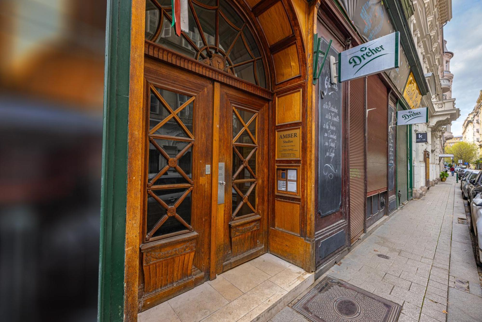 Amber Terrace Studios Downtown Budapest Bagian luar foto