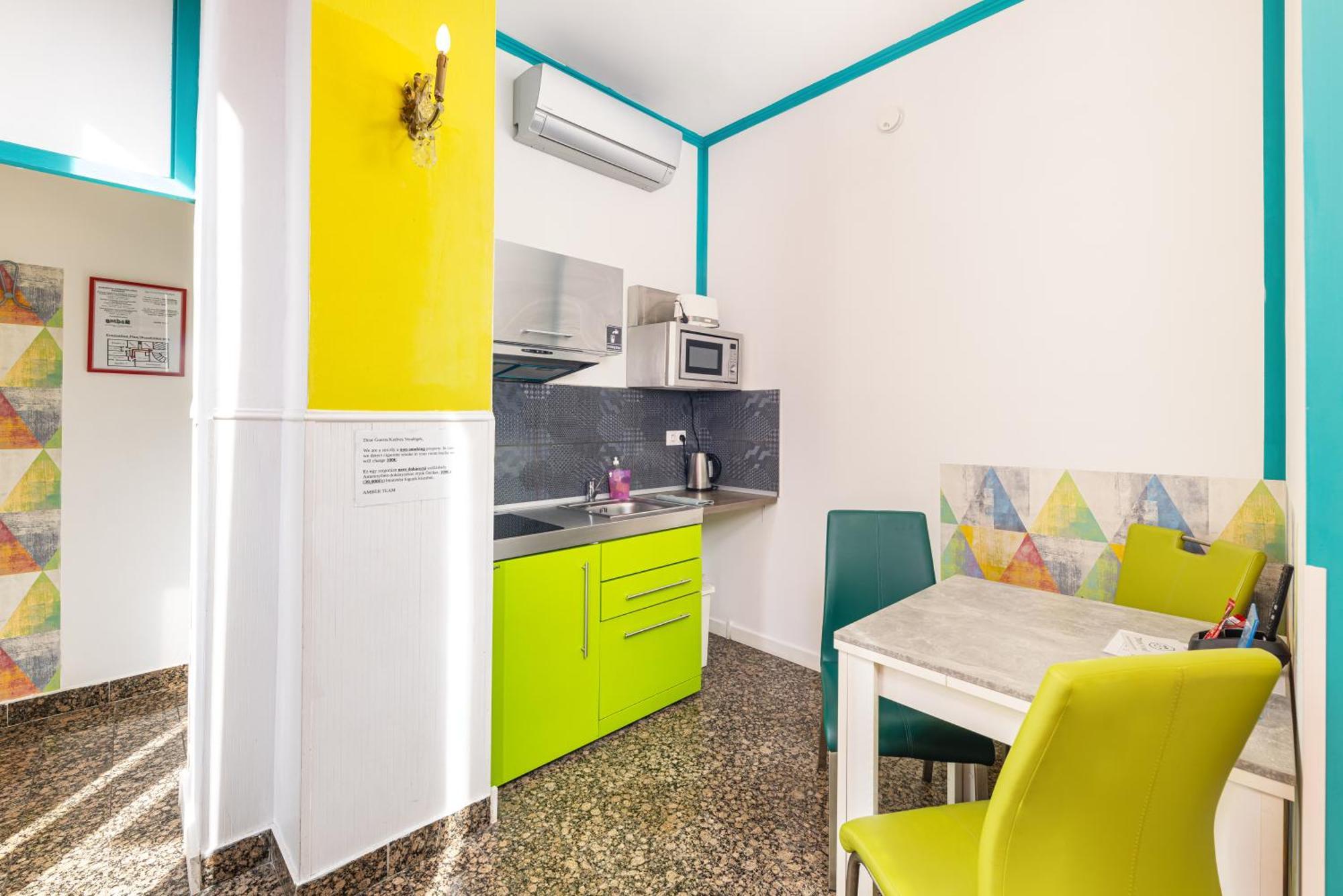Amber Terrace Studios Downtown Budapest Bagian luar foto