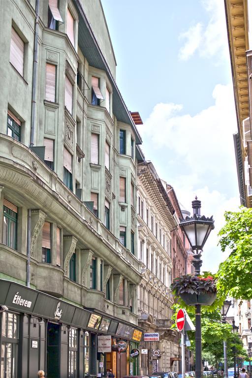 Amber Terrace Studios Downtown Budapest Bagian luar foto