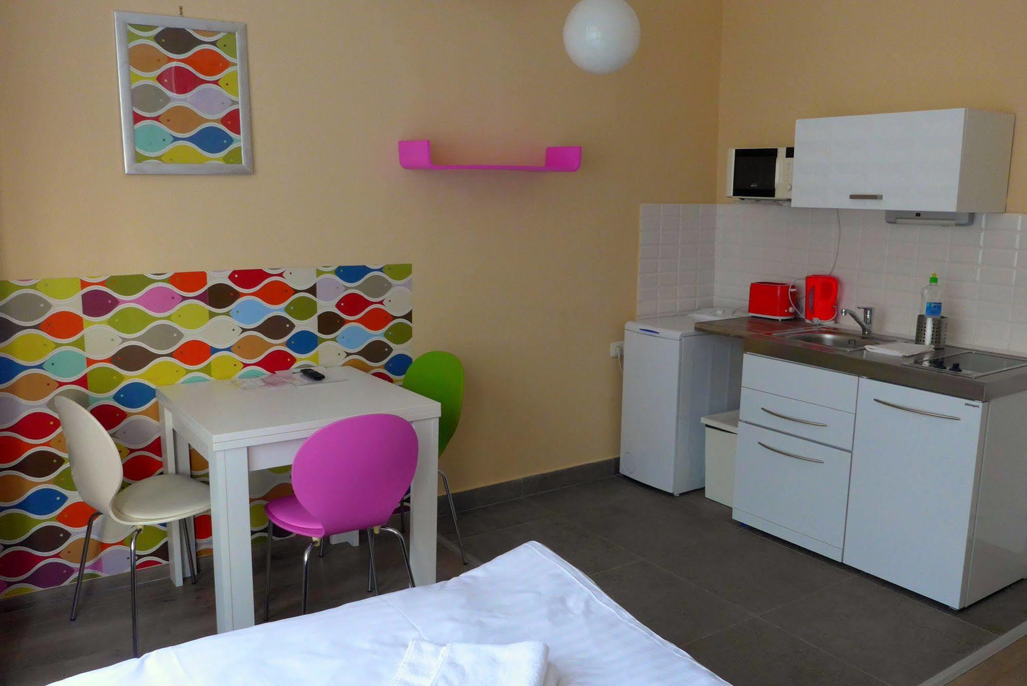 Amber Terrace Studios Downtown Budapest Bagian luar foto