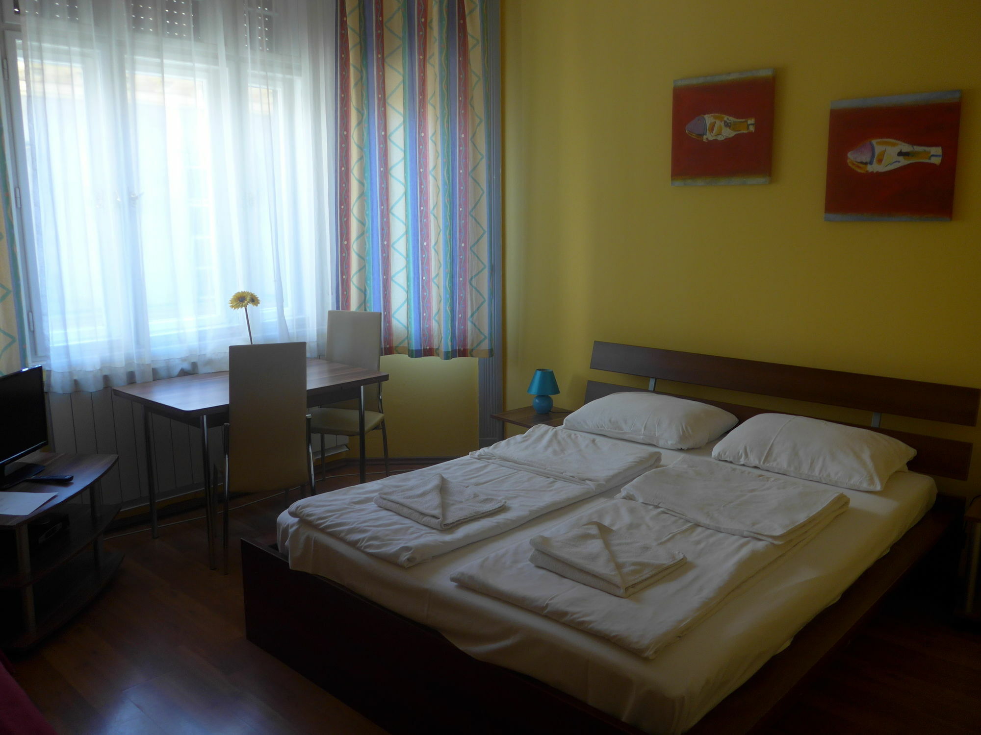 Amber Terrace Studios Downtown Budapest Bagian luar foto